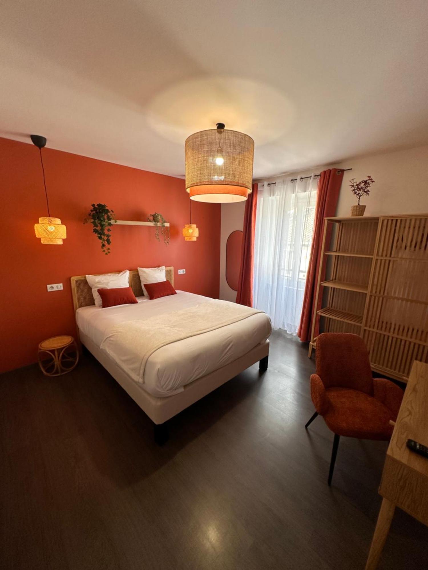 Auberge Du Vieux Lanas Logis Hotel Restaurant Zewnętrze zdjęcie