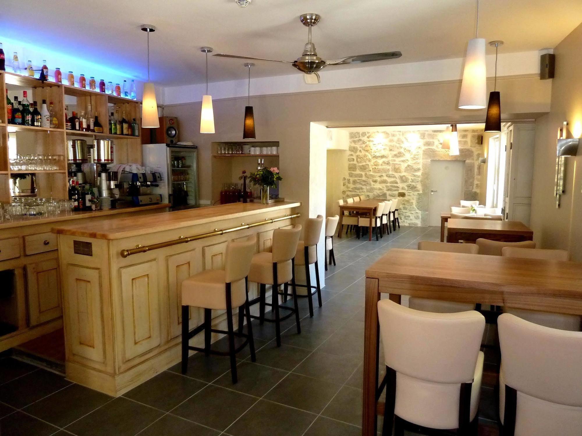 Auberge Du Vieux Lanas Logis Hotel Restaurant Zewnętrze zdjęcie